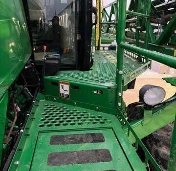 Зеленый Джон Дир R4038, объемом двигателя 0 л и пробегом 0 тыс. км за 180229 $, фото 28 на Automoto.ua