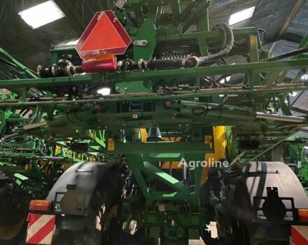 Зеленый Джон Дир R4040i, объемом двигателя 0 л и пробегом 0 тыс. км за 136156 $, фото 4 на Automoto.ua