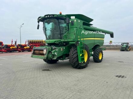Джон Дір S670 2013 у Умани на Automoto.ua Джон Дір S670, об'ємом двигуна 0 л та пробігом 0 тис. км за 205747 $, фото 1 на Automoto.ua