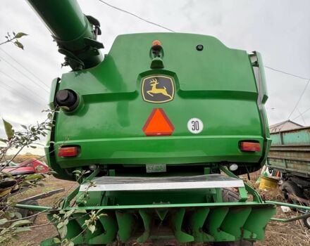 Джон Дир S670 2012 в Полтаве на Automoto.ua Зеленый Джон Дир S670, объемом двигателя 9 л и пробегом 10 тыс. км за 105000 $, фото 14 на Automoto.ua