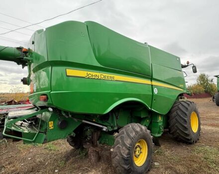 Джон Дир S670 2012 в Полтаве на Automoto.ua Зеленый Джон Дир S670, объемом двигателя 9 л и пробегом 10 тыс. км за 105000 $, фото 16 на Automoto.ua