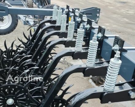 Красный Джон Дир Yetter, объемом двигателя 0 л и пробегом 0 тыс. км за 340517 $, фото 5 на Automoto.ua