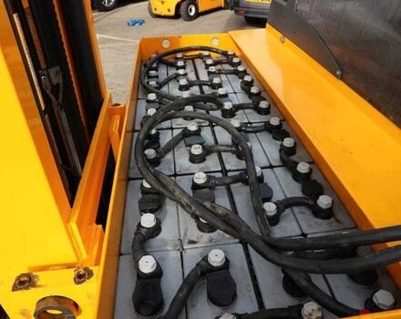 Юнгхайнрих ETV214, объемом двигателя 0 л и пробегом 0 тыс. км за 9158 $, фото 5 на Automoto.ua