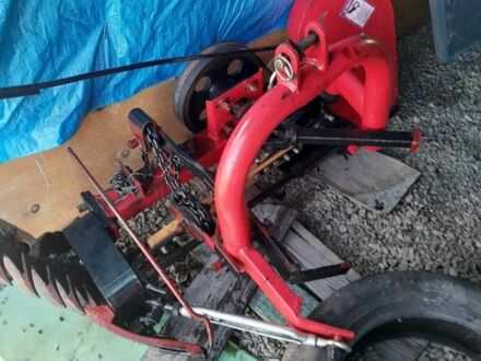 Червоний КС 1.6, об'ємом двигуна 0 л та пробігом 0 тис. км за 450 $, фото 1 на Automoto.ua