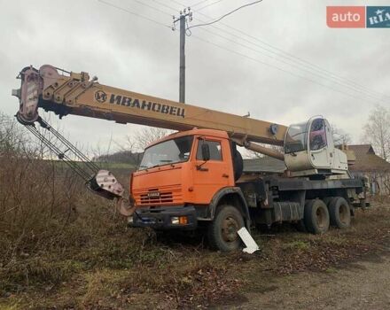 Оранжевый КС 45717, объемом двигателя 11 л и пробегом 5 тыс. км за 77000 $, фото 1 на Automoto.ua