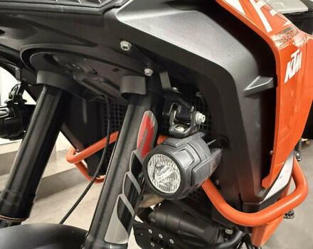 КТМ 1290 Super Adventure 2017 у Буче на Automoto.ua Помаранчевий КТМ 1290 Super Adventure, об'ємом двигуна 1.3 л та пробігом 48 тис. км за 12900 $, фото 3 на Automoto.ua