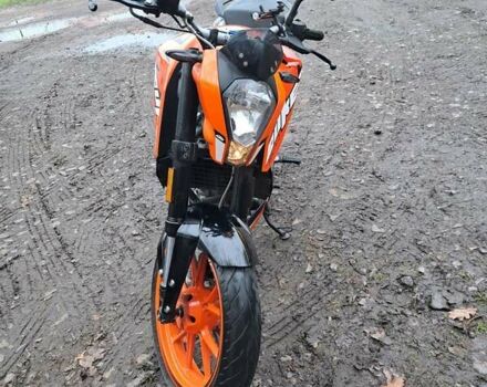 КТМ 200 Duke, объемом двигателя 0.2 л и пробегом 5 тыс. км за 3000 $, фото 2 на Automoto.ua