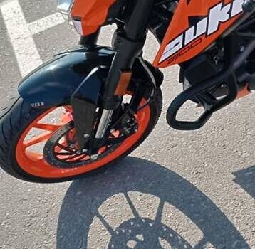 КТМ 200 Duke, объемом двигателя 0.2 л и пробегом 6 тыс. км за 3150 $, фото 12 на Automoto.ua