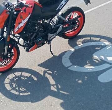 КТМ 200 Duke, объемом двигателя 0.2 л и пробегом 6 тыс. км за 3150 $, фото 13 на Automoto.ua