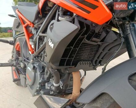 Оранжевый КТМ 200 Duke, объемом двигателя 0.2 л и пробегом 22 тыс. км за 3500 $, фото 16 на Automoto.ua