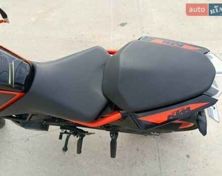 Оранжевый КТМ 200 Duke, объемом двигателя 0.2 л и пробегом 22 тыс. км за 3500 $, фото 20 на Automoto.ua