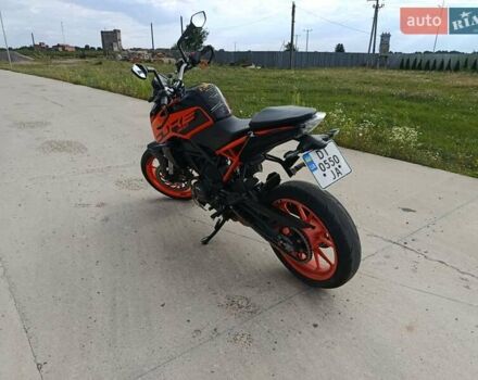 Оранжевый КТМ 200 Duke, объемом двигателя 0.2 л и пробегом 22 тыс. км за 3500 $, фото 1 на Automoto.ua