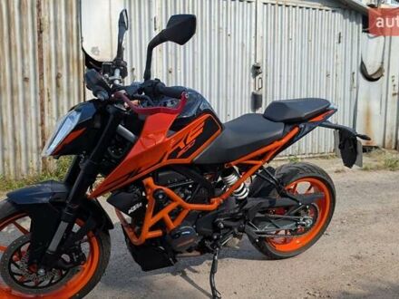 КТМ 200 Duke 2020 в Киеве на Automoto.ua Оранжевый КТМ 200 Duke, объемом двигателя 0.2 л и пробегом 8 тыс. км за 3200 $, фото 1 на Automoto.ua