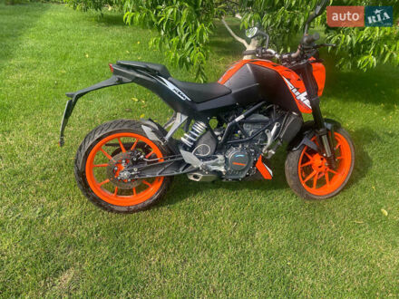 КТМ 200 Duke 2021 у Дніпро (Дніпропетровську) на Automoto.ua Помаранчевий КТМ 200 Duke, об'ємом двигуна 0.25 л та пробігом 4 тис. км за 2600 $, фото 1 на Automoto.ua