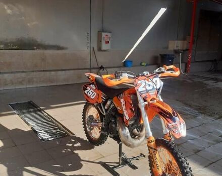 КТМ 250 SX-F 2005 в Рахове на Automoto.ua КТМ 250 SX-F, объемом двигателя 0 л и пробегом 0 тыс. км за 2700 $, фото 4 на Automoto.ua