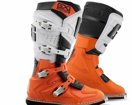 КТМ 250 SX-F, объемом двигателя 0 л и пробегом 2 тыс. км за 3000 $, фото 1 на Automoto.ua