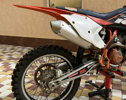 КТМ 250 SX-F, объемом двигателя 0.25 л и пробегом 10 тыс. км за 4099 $, фото 4 на Automoto.ua