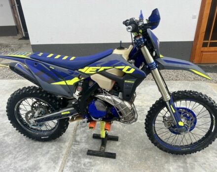 КТМ 300, об'ємом двигуна 0.3 л та пробігом 0 тис. км за 6100 $, фото 2 на Automoto.ua