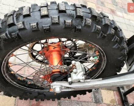 КТМ 300 EXC, объемом двигателя 0 л и пробегом 300 тыс. км за 8200 $, фото 7 на Automoto.ua