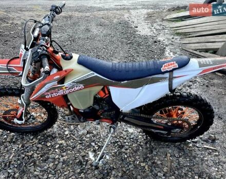 КТМ 300 EXC, объемом двигателя 0 л и пробегом 20 тыс. км за 7500 $, фото 1 на Automoto.ua