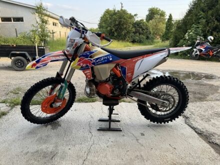 КТМ 300 EXC, объемом двигателя 0.3 л и пробегом 0 тыс. км за 7200 $, фото 1 на Automoto.ua