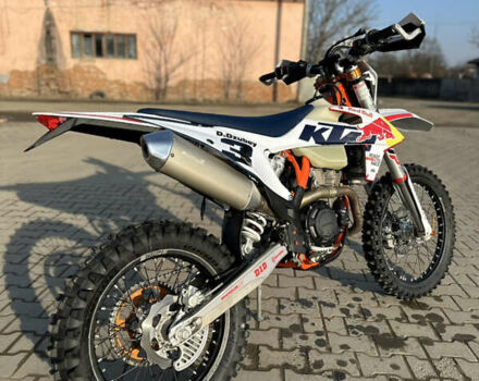 Белый КТМ 350 EXC-F, объемом двигателя 0.35 л и пробегом 6 тыс. км за 9999 $, фото 4 на Automoto.ua