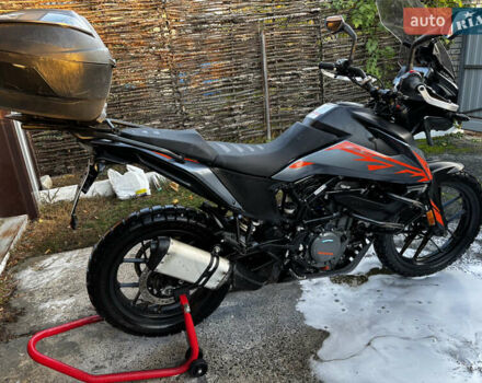 Чорний КТМ 390 Adventure, об'ємом двигуна 0.37 л та пробігом 21 тис. км за 5200 $, фото 5 на Automoto.ua