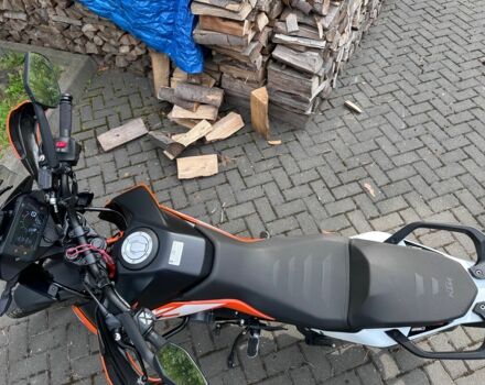 КТМ 390 Adventure, объемом двигателя 0.39 л и пробегом 0 тыс. км за 6700 $, фото 5 на Automoto.ua