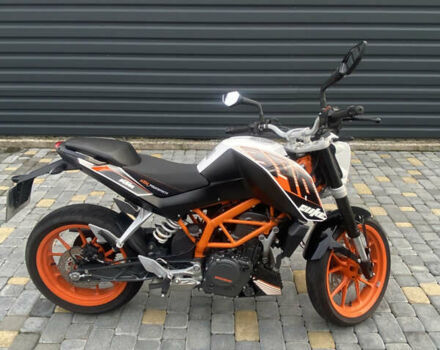 Білий КТМ 390 Duke, об'ємом двигуна 0.39 л та пробігом 14 тис. км за 3500 $, фото 3 на Automoto.ua