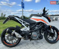 Белый КТМ 390 Duke, объемом двигателя 0.39 л и пробегом 4 тыс. км за 5200 $, фото 5 на Automoto.ua