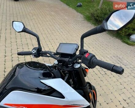 Білий КТМ 390 Duke, об'ємом двигуна 0.4 л та пробігом 1 тис. км за 5500 $, фото 16 на Automoto.ua