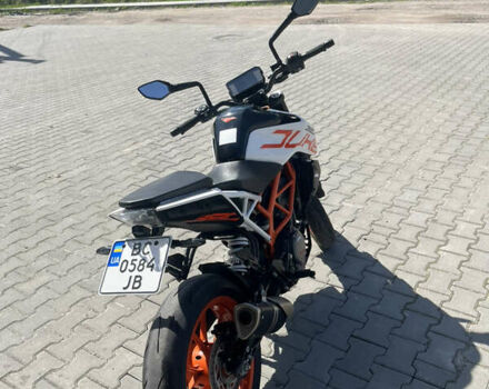 Білий КТМ 390 Duke, об'ємом двигуна 0 л та пробігом 15 тис. км за 4950 $, фото 12 на Automoto.ua