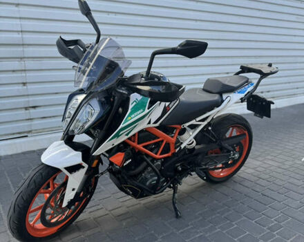 Белый КТМ 390 Duke, объемом двигателя 0.37 л и пробегом 3 тыс. км за 5400 $, фото 5 на Automoto.ua