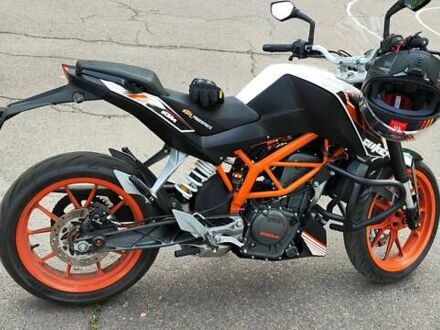 КТМ 390 Duke 2016 в Черкассах на Automoto.ua Белый КТМ 390 Duke, объемом двигателя 0.39 л и пробегом 15 тыс. км за 3800 $, фото 1 на Automoto.ua