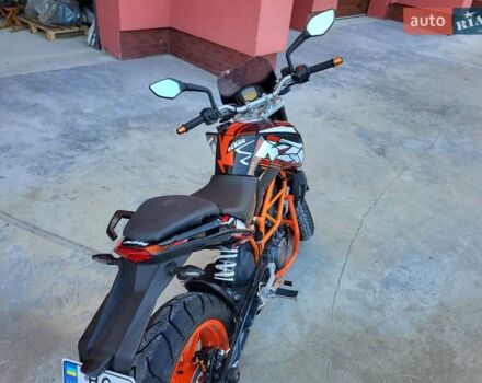 Черный КТМ 390 Duke, объемом двигателя 0.37 л и пробегом 36 тыс. км за 3400 $, фото 3 на Automoto.ua