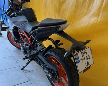 Черный КТМ 390 Duke, объемом двигателя 0.37 л и пробегом 11 тыс. км за 5600 $, фото 2 на Automoto.ua