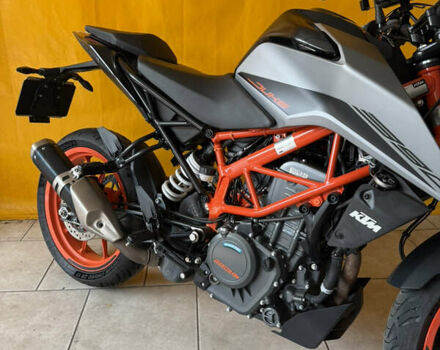 Черный КТМ 390 Duke, объемом двигателя 0.37 л и пробегом 11 тыс. км за 5600 $, фото 5 на Automoto.ua