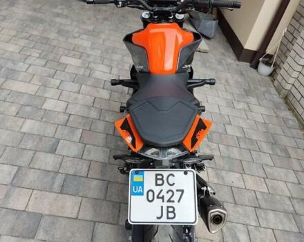 КТМ 390 Duke 2023 в Львове на Automoto.ua Черный КТМ 390 Duke, объемом двигателя 0.37 л и пробегом 5 тыс. км за 5800 $, фото 7 на Automoto.ua