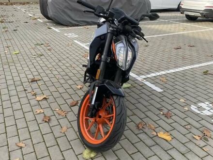 Черный КТМ 390 Duke, объемом двигателя 0.37 л и пробегом 14 тыс. км за 4400 $, фото 1 на Automoto.ua