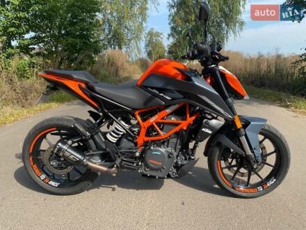 Черный КТМ 390 Duke, объемом двигателя 0.37 л и пробегом 9 тыс. км за 5400 $, фото 1 на Automoto.ua