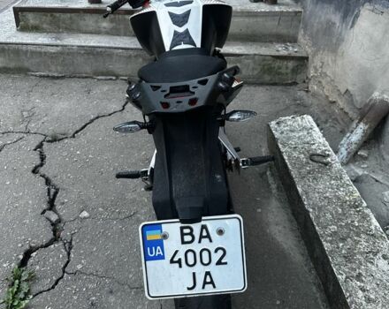 КТМ 390 Duke, объемом двигателя 0.39 л и пробегом 0 тыс. км за 3500 $, фото 6 на Automoto.ua