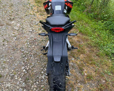 КТМ 390 Duke, объемом двигателя 0.39 л и пробегом 18 тыс. км за 2200 $, фото 4 на Automoto.ua