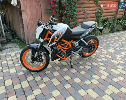 КТМ 390 Duke 2016 в Снятине на Automoto.ua КТМ 390 Duke, объемом двигателя 0.39 л и пробегом 4 тыс. км за 4850 $, фото 4 на Automoto.ua