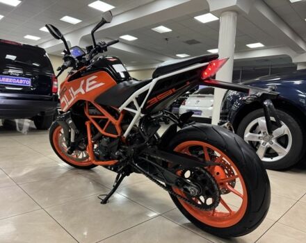 КТМ 390 Duke, объемом двигателя 0.38 л и пробегом 0 тыс. км за 4500 $, фото 3 на Automoto.ua