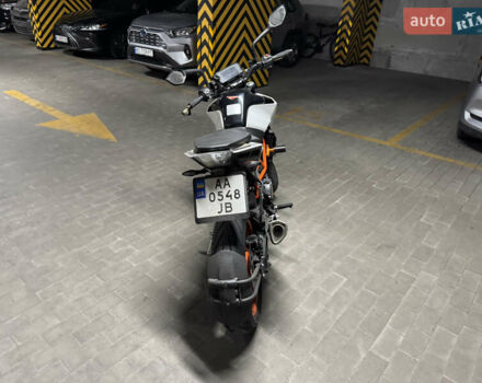 КТМ 390 Duke 2020 в Киеве на Automoto.ua КТМ 390 Duke, объемом двигателя 0.39 л и пробегом 13 тыс. км за 4200 $, фото 6 на Automoto.ua