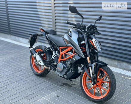 КТМ 390 Duke, объемом двигателя 0.39 л и пробегом 3 тыс. км за 5300 $, фото 3 на Automoto.ua