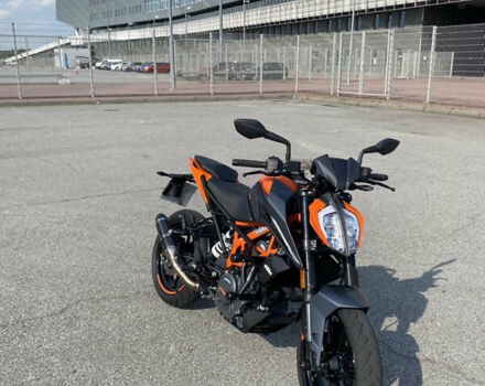 КТМ 390 Duke, объемом двигателя 0.39 л и пробегом 8 тыс. км за 6000 $, фото 1 на Automoto.ua