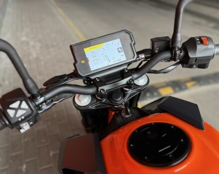 КТМ 390 Duke, объемом двигателя 0.39 л и пробегом 0 тыс. км за 6591 $, фото 5 на Automoto.ua