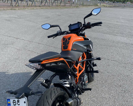 КТМ 390 Duke, объемом двигателя 0.39 л и пробегом 8 тыс. км за 6000 $, фото 4 на Automoto.ua