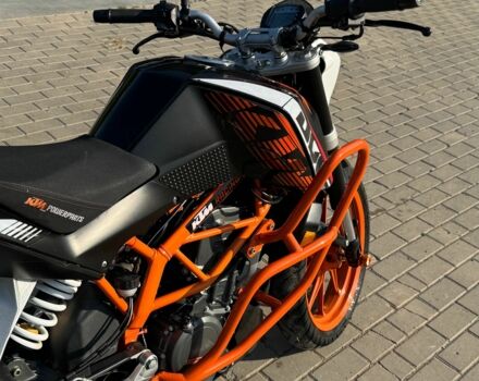 КТМ 390 Duke, объемом двигателя 0.39 л и пробегом 0 тыс. км за 3400 $, фото 4 на Automoto.ua